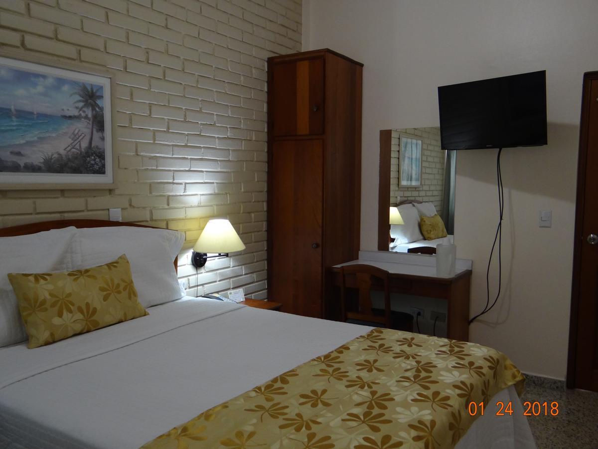 Hotel Mac Arthur Tegucigalpa Szoba fotó